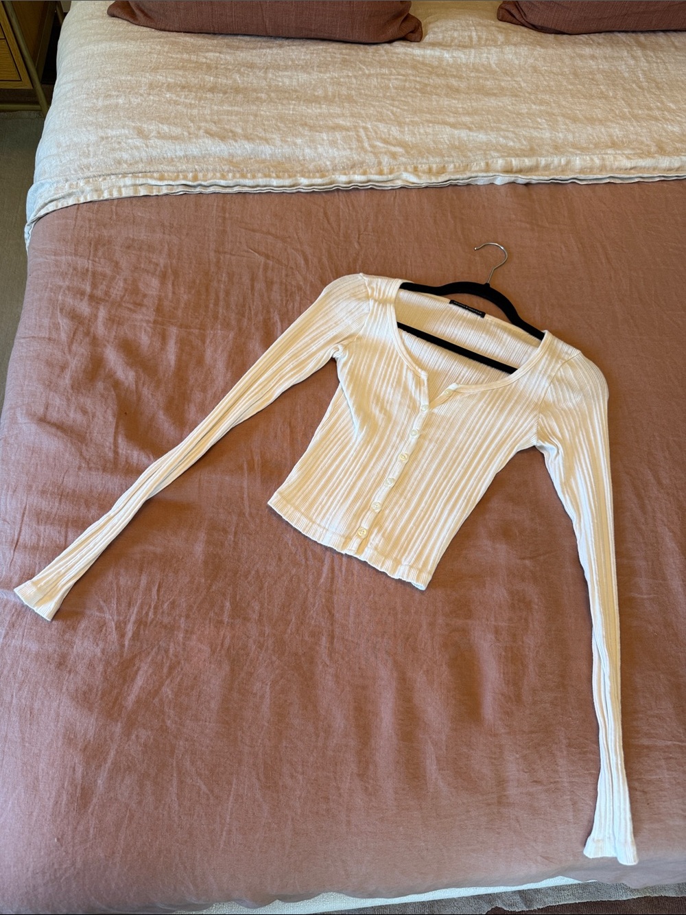 Brandy Melville Ivory Ribbed Button-Up Long Sleeve Top